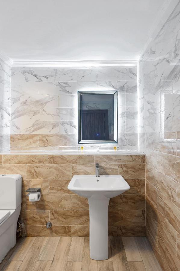 Aveon Hotel Αμπούζα Εξωτερικό φωτογραφία