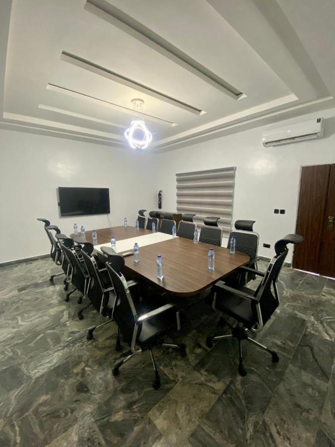 Aveon Hotel Αμπούζα Εξωτερικό φωτογραφία