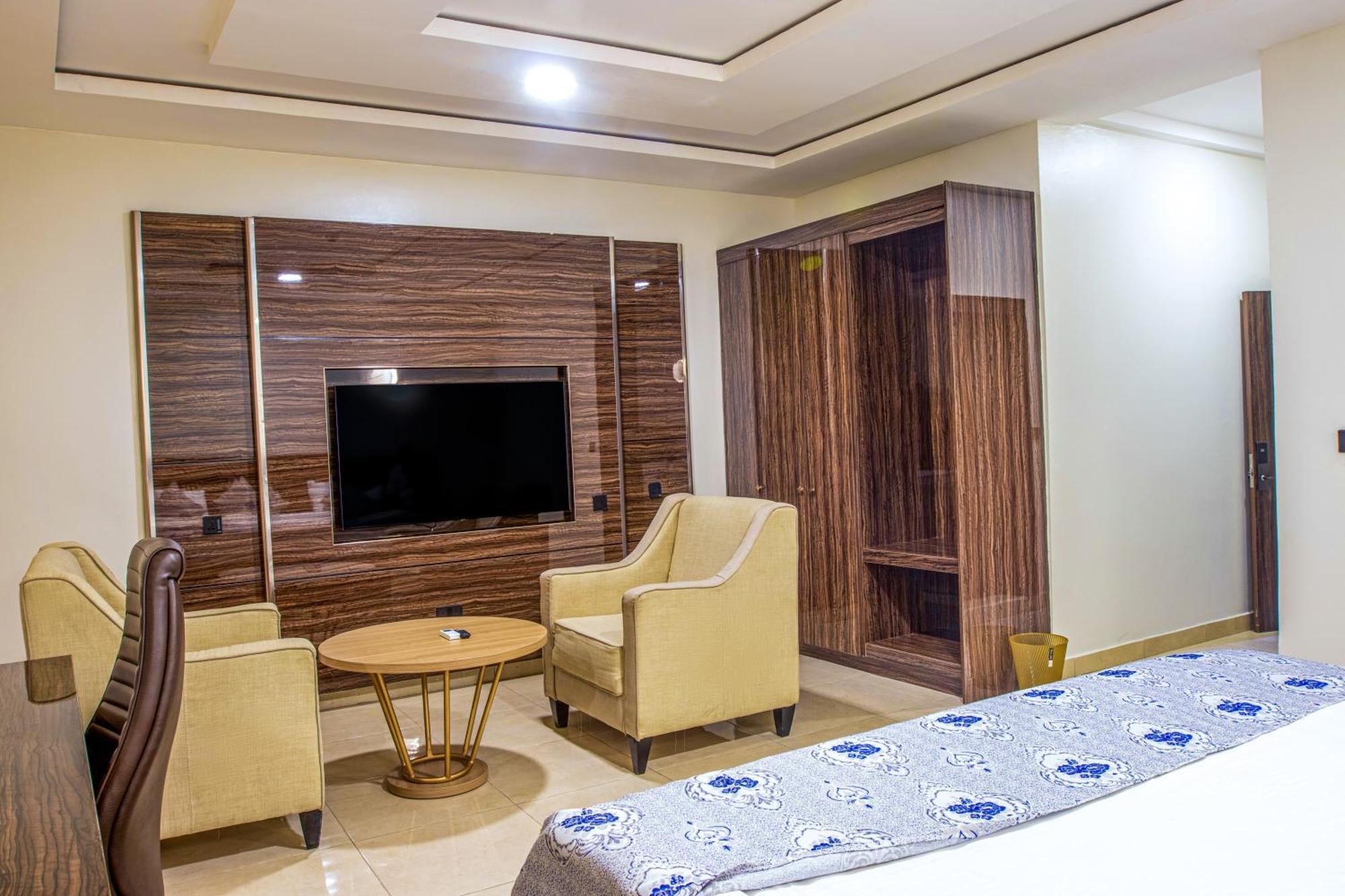 Aveon Hotel Αμπούζα Εξωτερικό φωτογραφία