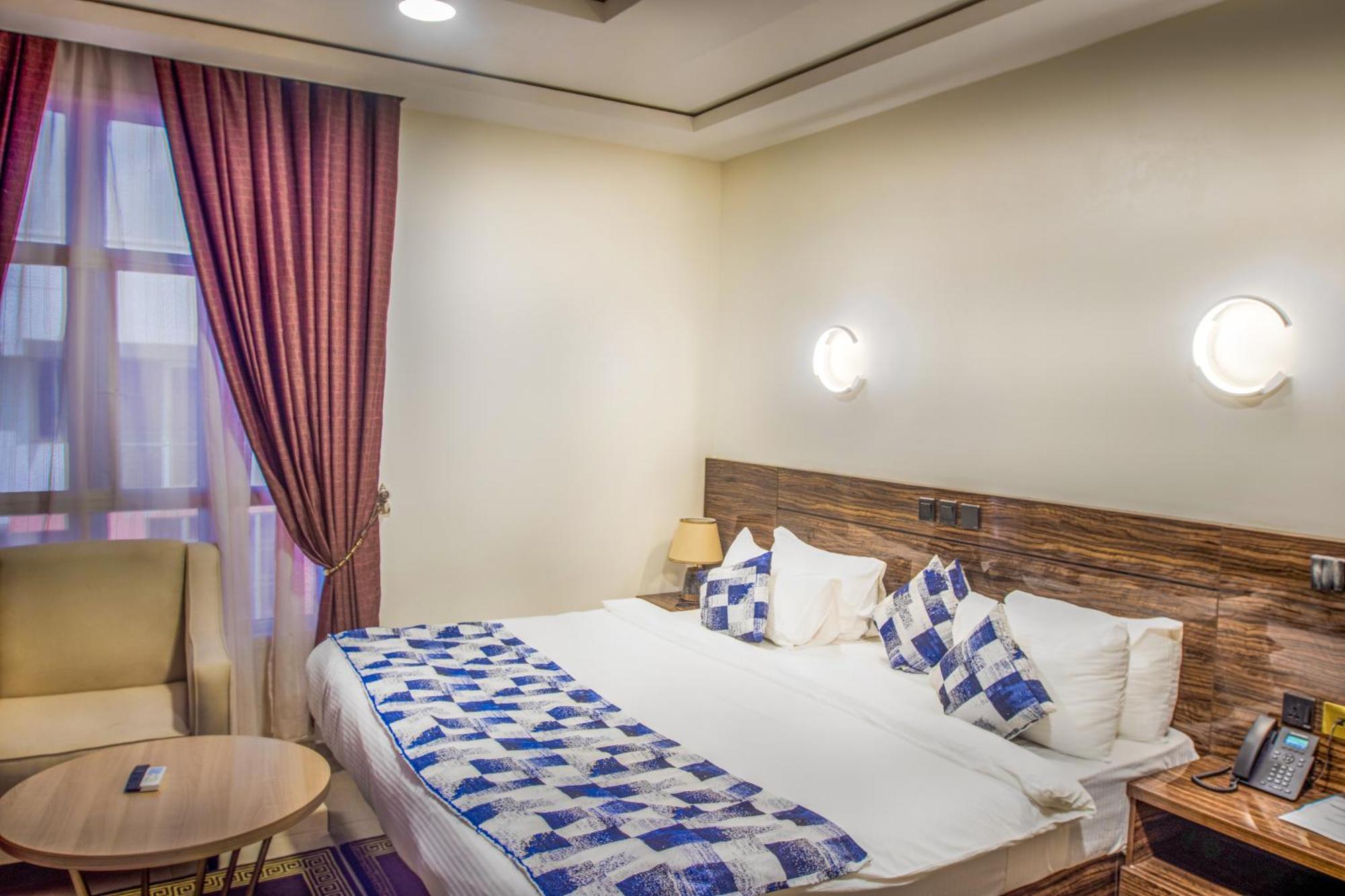 Aveon Hotel Αμπούζα Εξωτερικό φωτογραφία