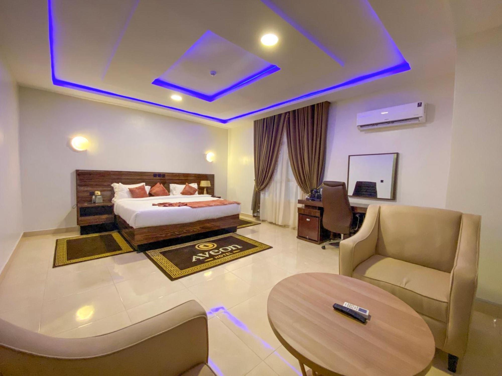 Aveon Hotel Αμπούζα Εξωτερικό φωτογραφία